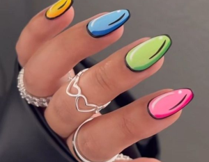 Crayon nails 