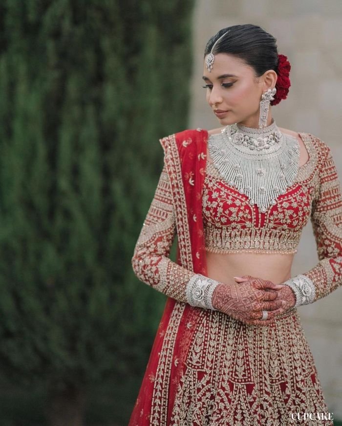 Full Sleeves Lehenga For Brides